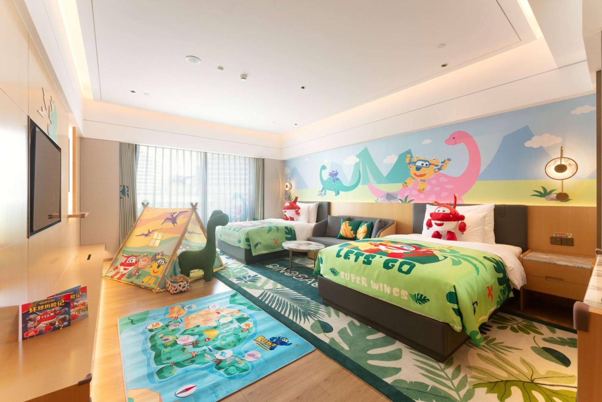 Отель Wyndham Grand Zhaoqing Downtown Экстерьер фото