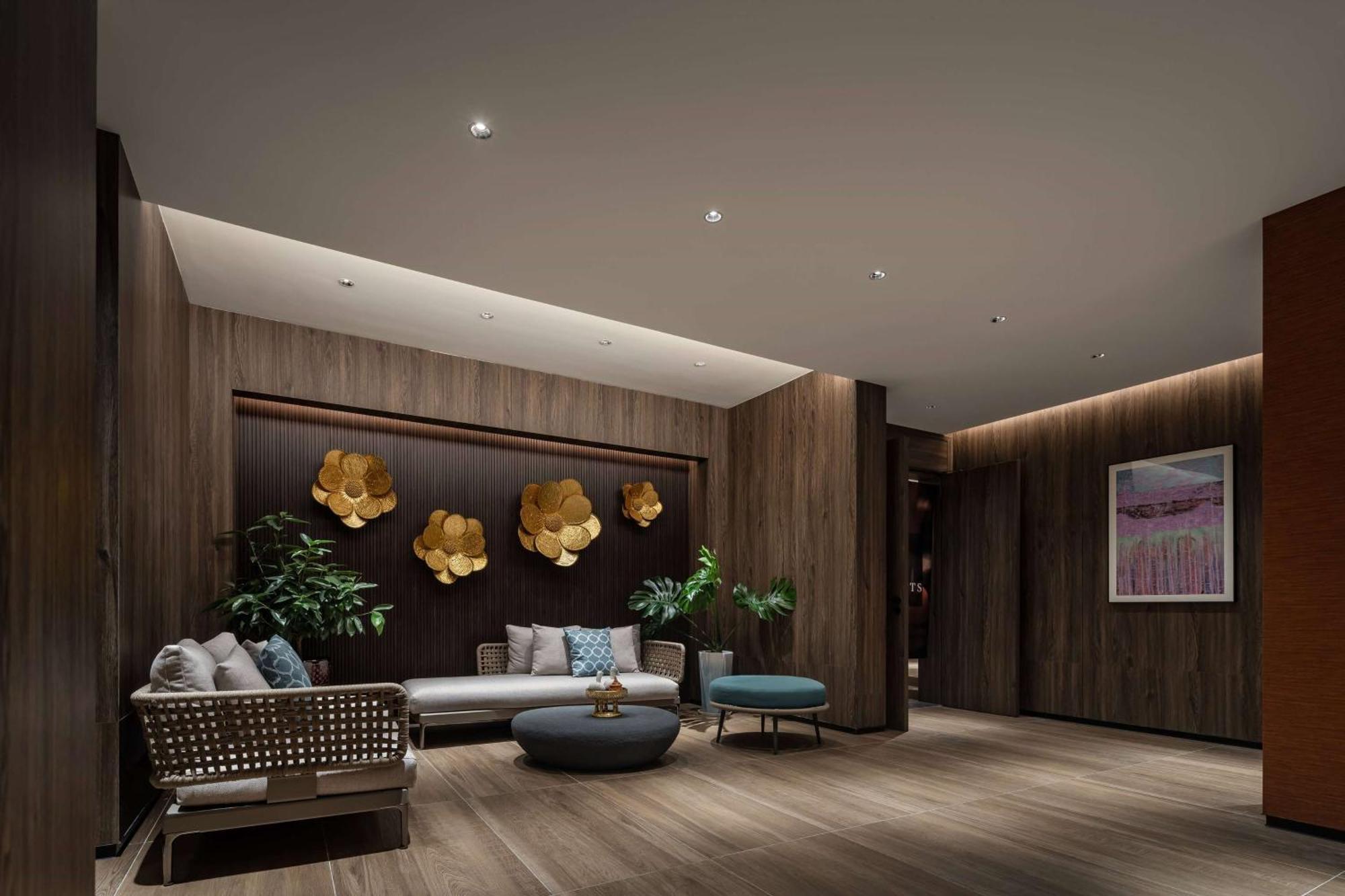 Отель Wyndham Grand Zhaoqing Downtown Экстерьер фото