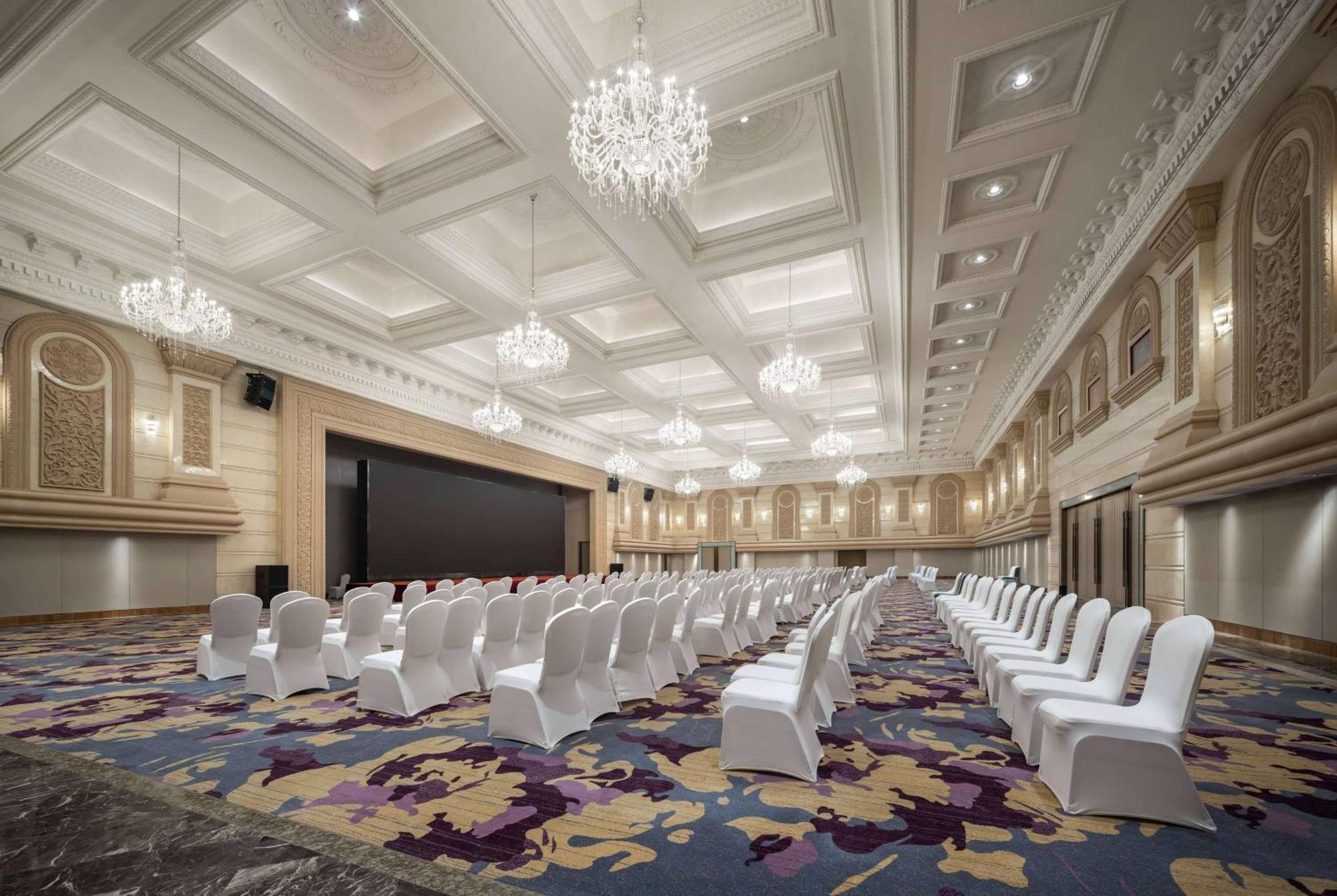 Отель Wyndham Grand Zhaoqing Downtown Экстерьер фото